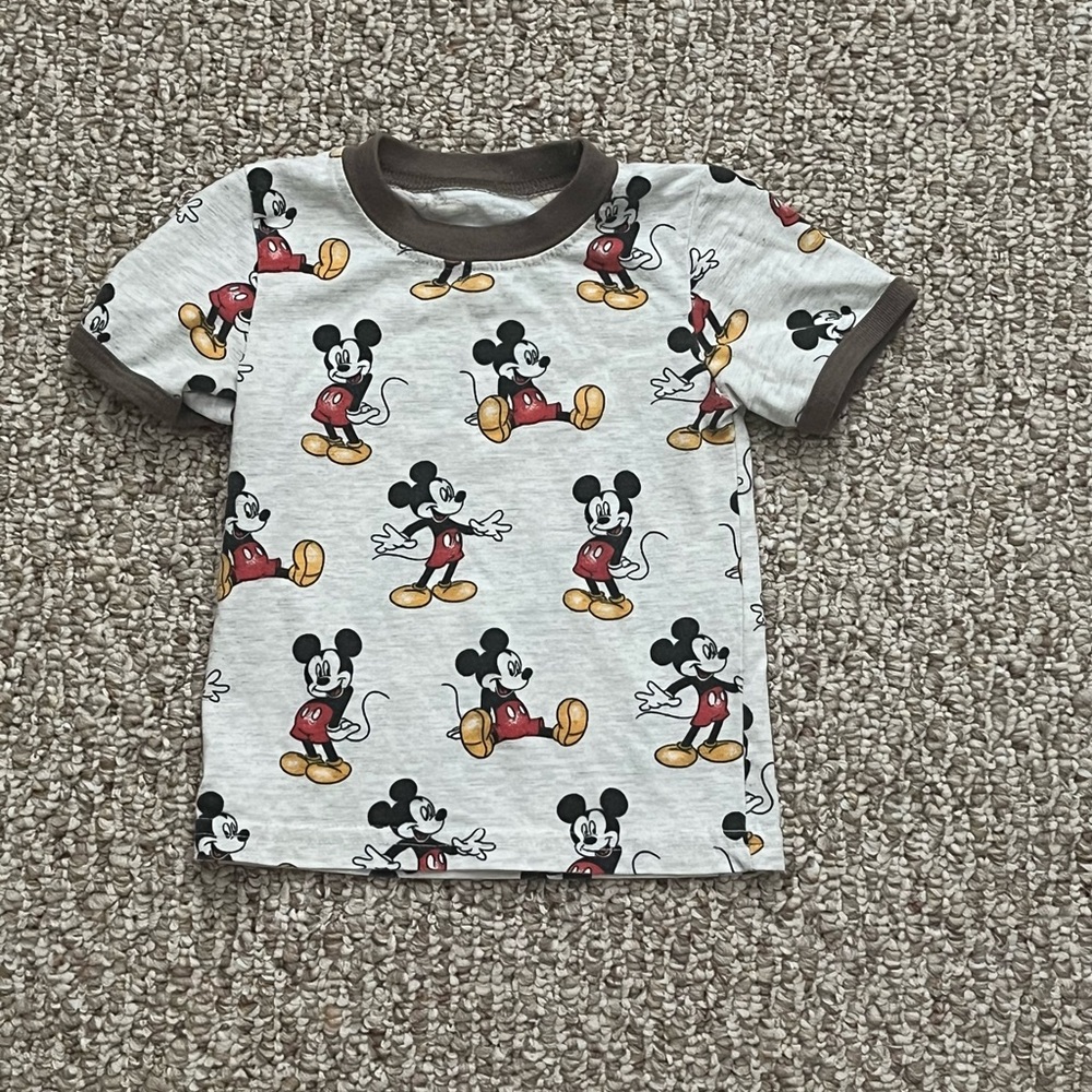 Mickey Mouse tee 12M